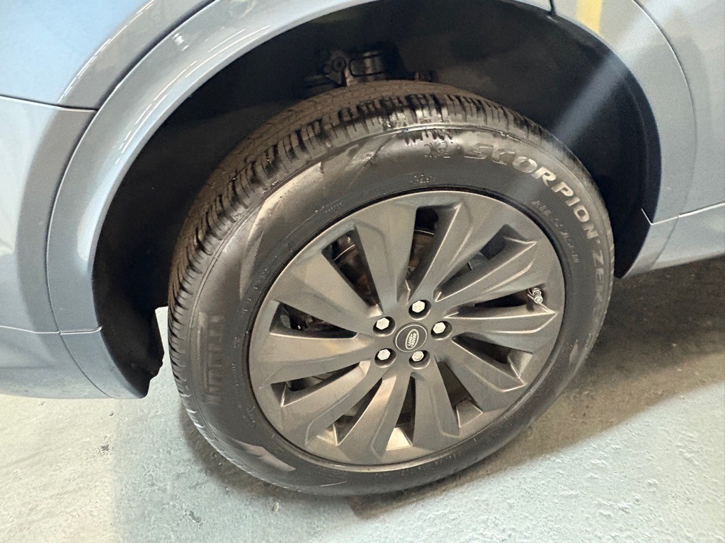 2020 Land Rover Discovery Sport Image 46