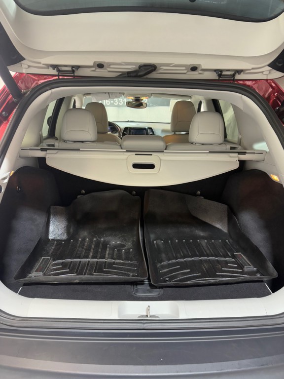 2019 Jeep Cherokee Image 9