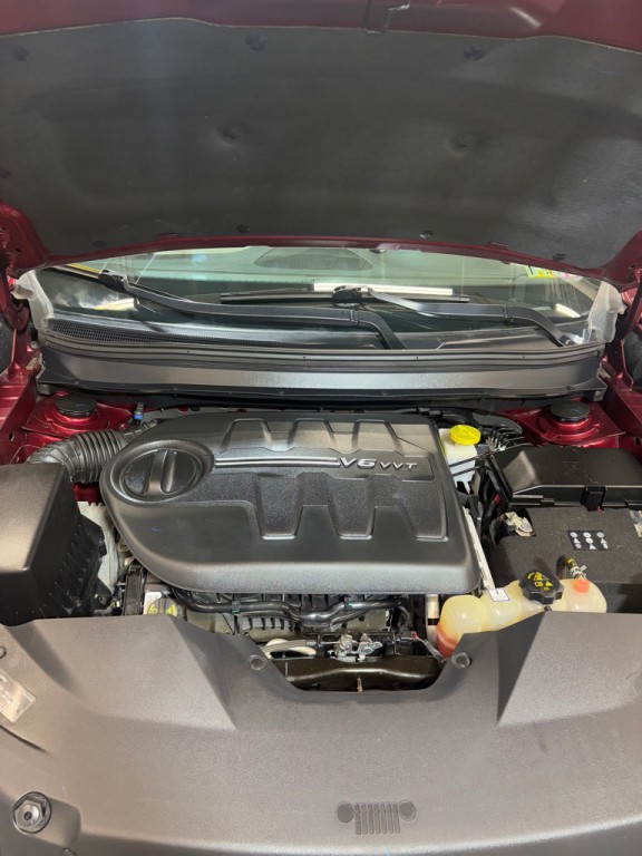 2019 Jeep Cherokee Image 12