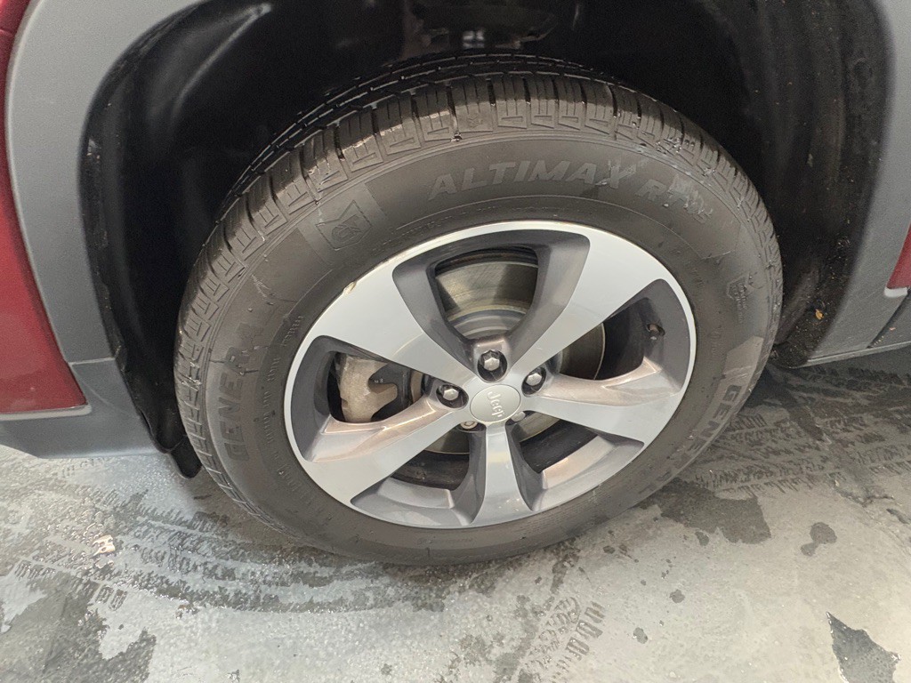 2019 Jeep Cherokee Image 45