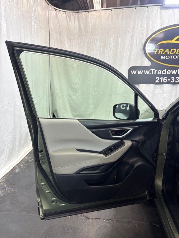 2019 Subaru Forester Image 14