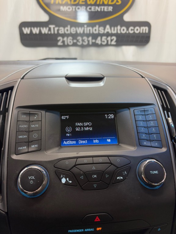 2018 Ford Edge Image 19