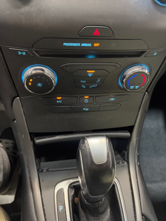 2018 Ford Edge Image 20