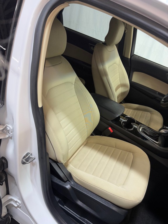 2018 Ford Edge Image 28