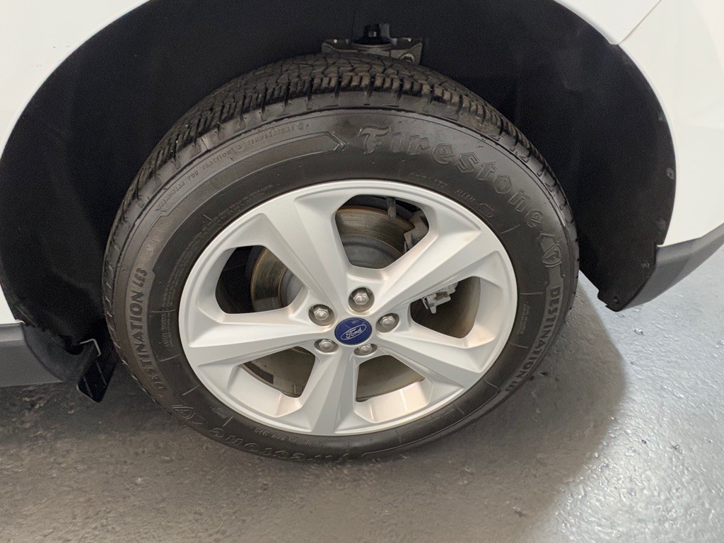 2018 Ford Edge Image 48