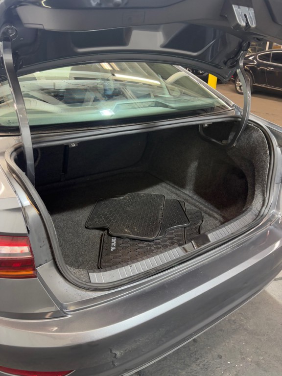 2019 Volkswagen Jetta Image 8