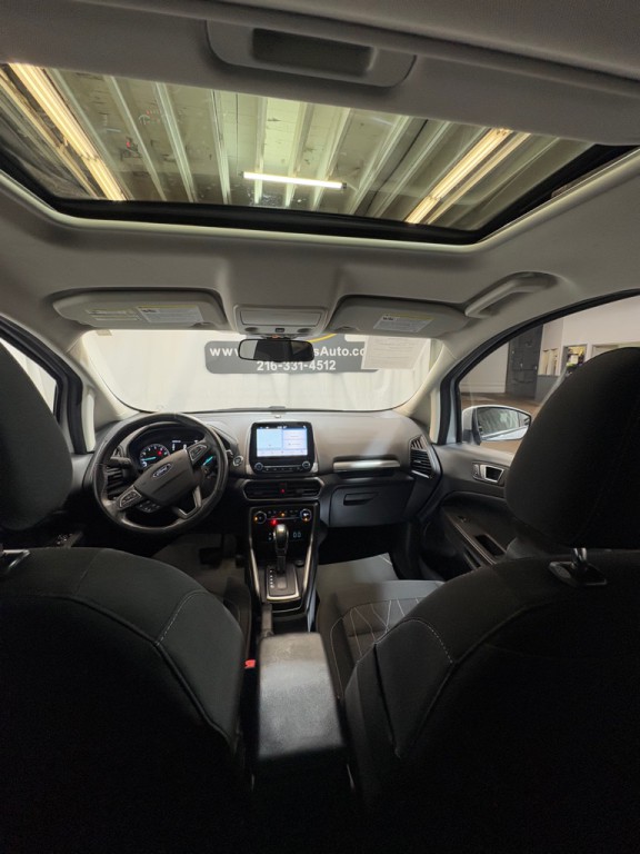 2018 Ford Econoline Image 39