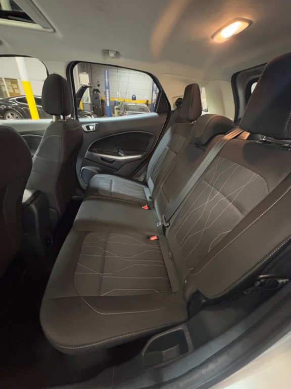 2018 Ford Econoline Image 40