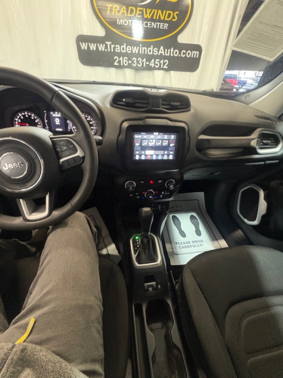 2018 Jeep Renegade Image 18