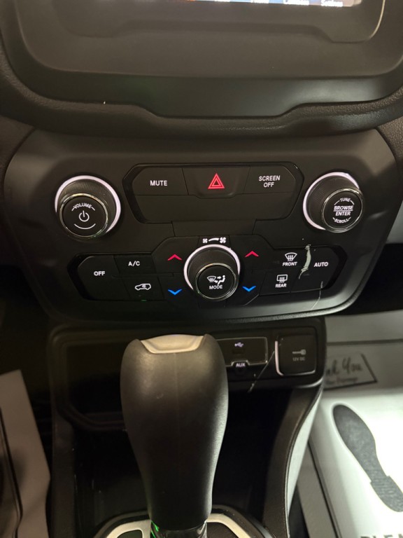 2018 Jeep Renegade Image 20