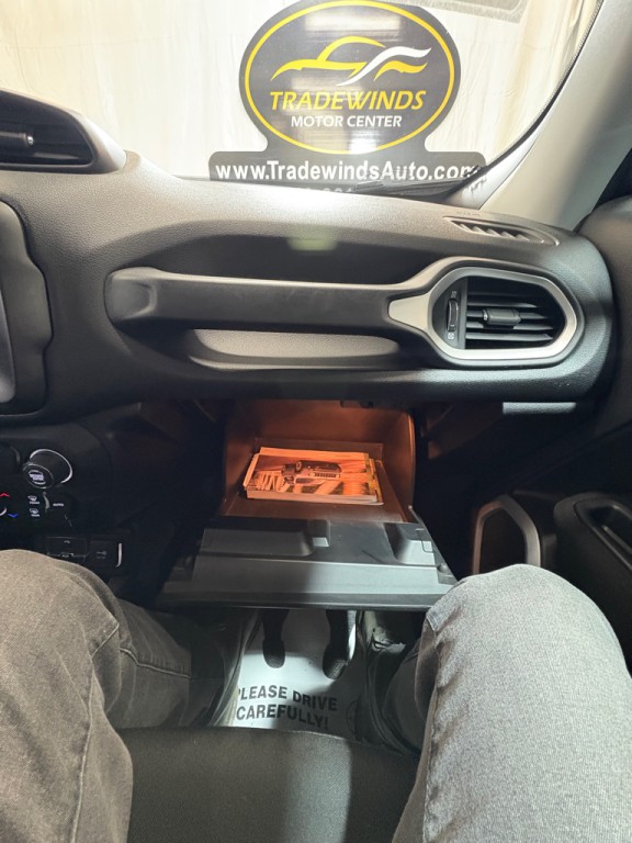 2018 Jeep Renegade Image 28