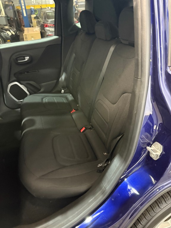 2018 Jeep Renegade Image 37