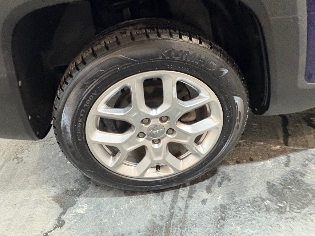 2018 Jeep Renegade Image 43