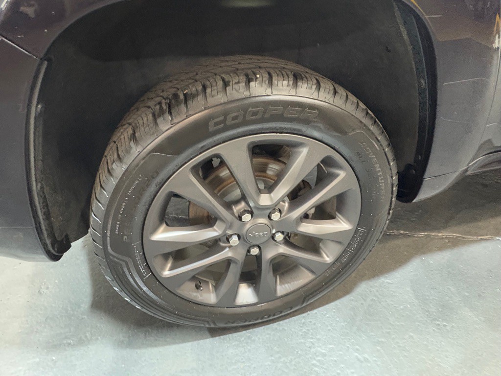 2018 Jeep Grand Cherokee Image 47