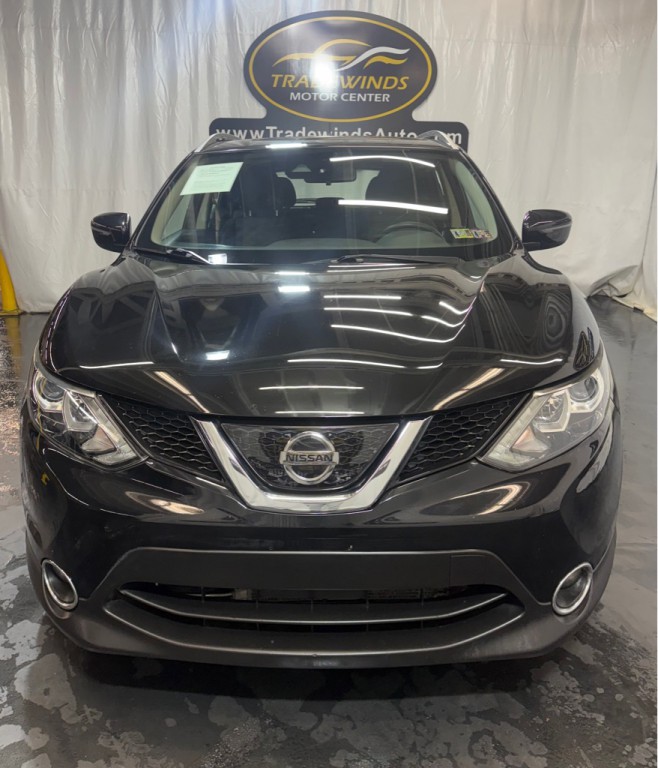 2019 Nissan Rogue Image 2