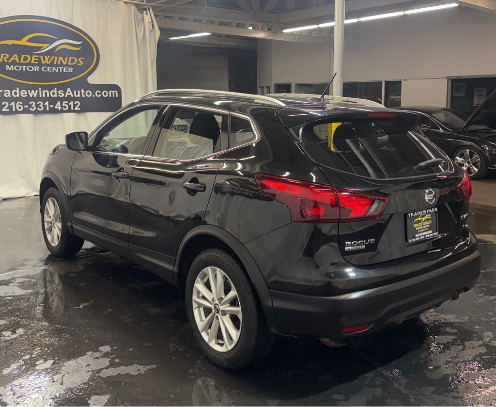 2019 Nissan Rogue Image 4