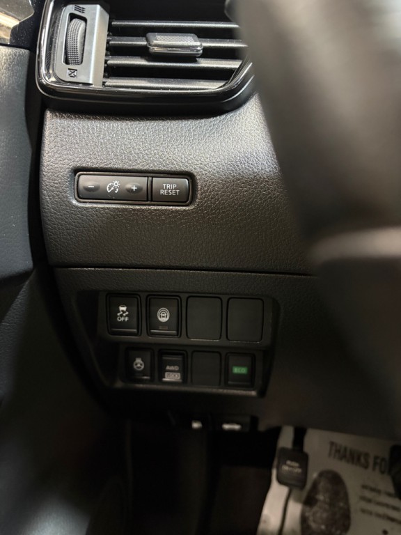 2019 Nissan Rogue Image 17