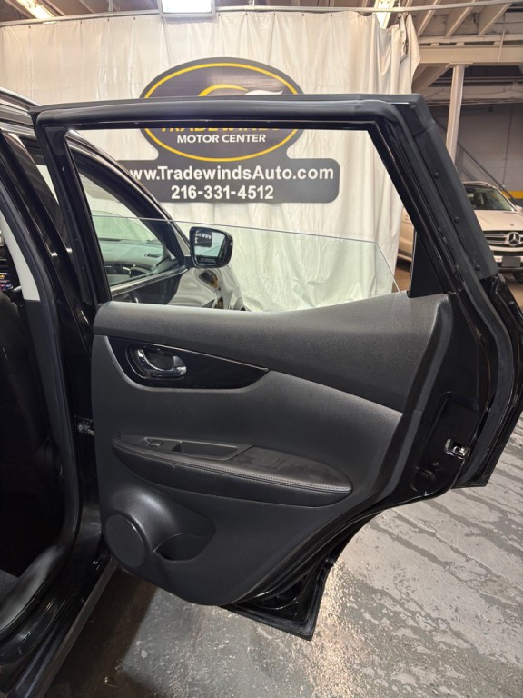 2019 Nissan Rogue Image 31