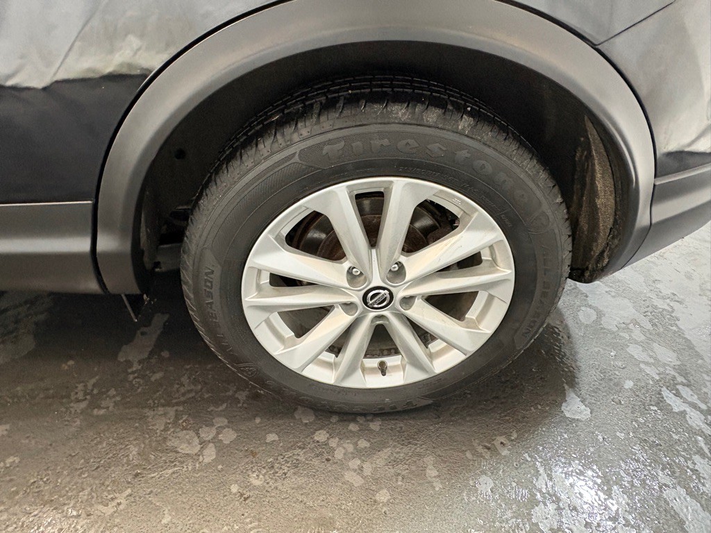 2019 Nissan Rogue Image 44