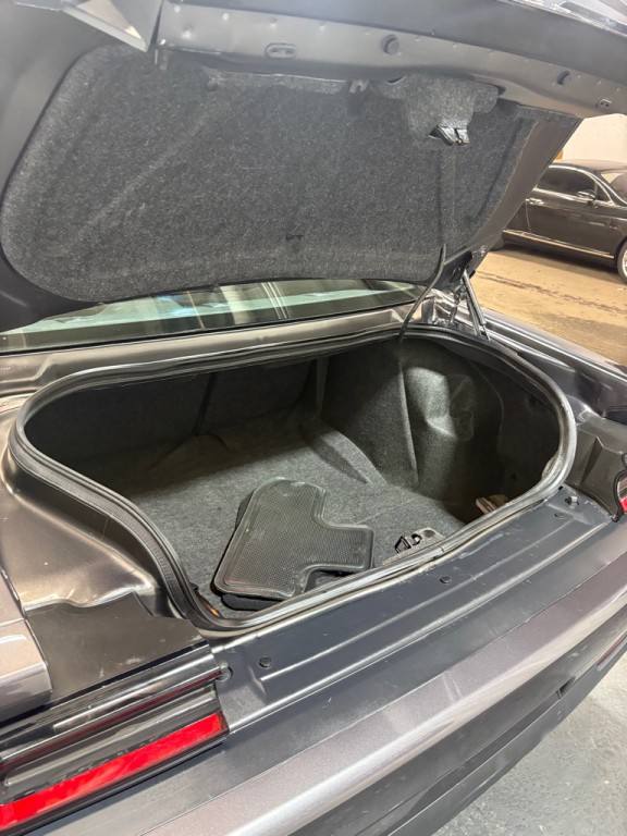 2023 Dodge Challenger Image 8