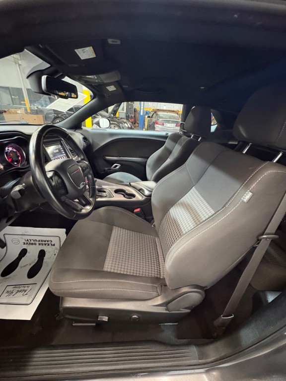 2023 Dodge Challenger Image 25