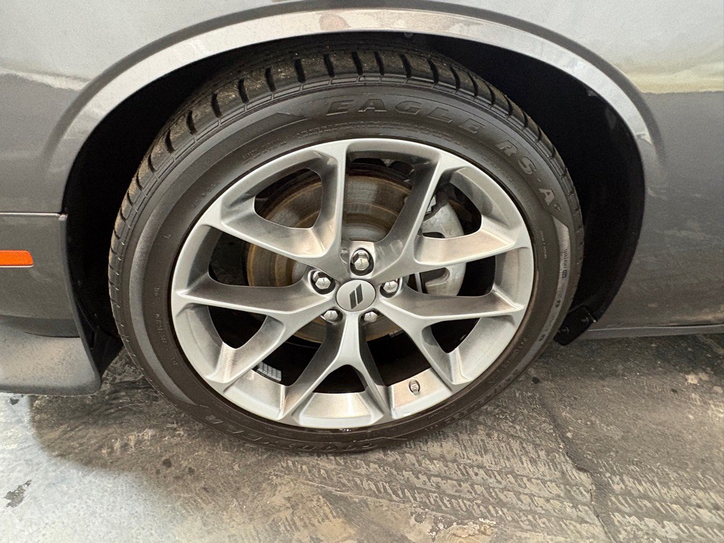 2023 Dodge Challenger Image 38