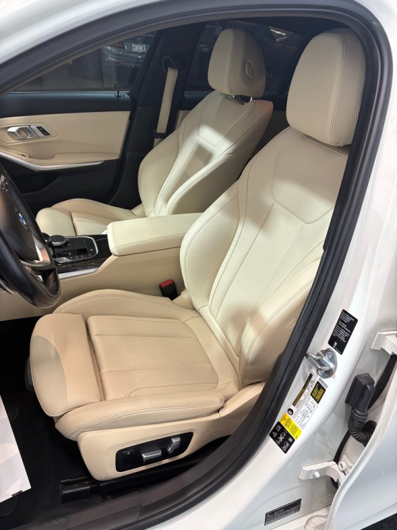 2020 BMW 3 Series Image 15