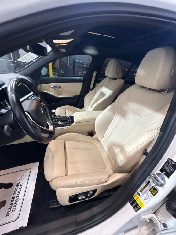 2020 BMW 3 Series Image 24