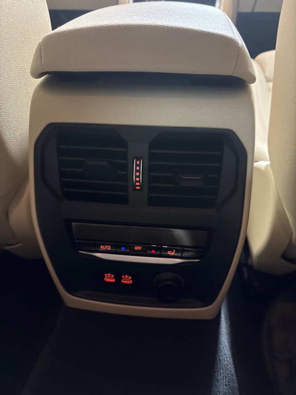 2020 BMW 3 Series Image 35