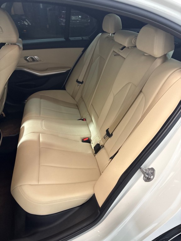 2020 BMW 3 Series Image 38