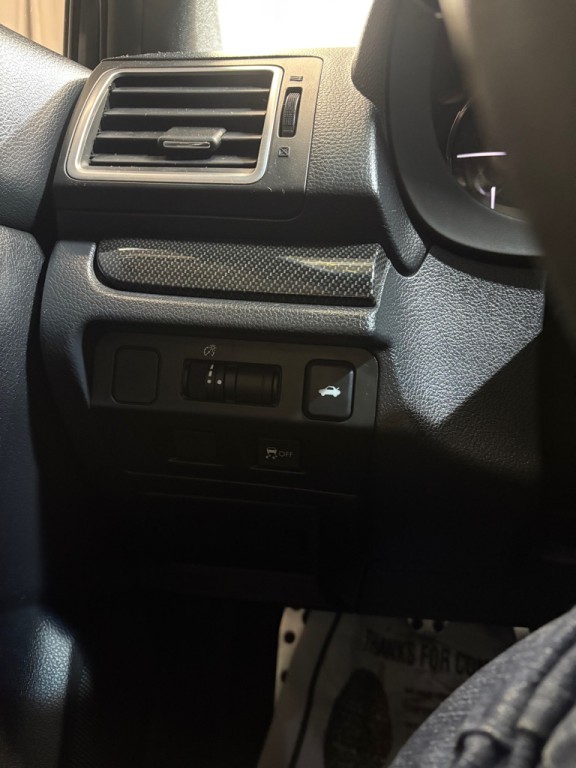 2016 Subaru WRX Image 17