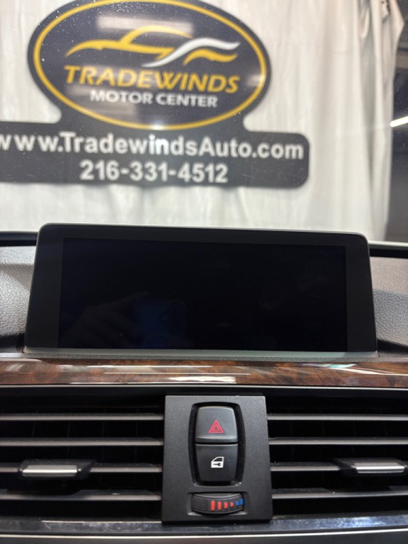 2015 BMW 3 Series Image 15