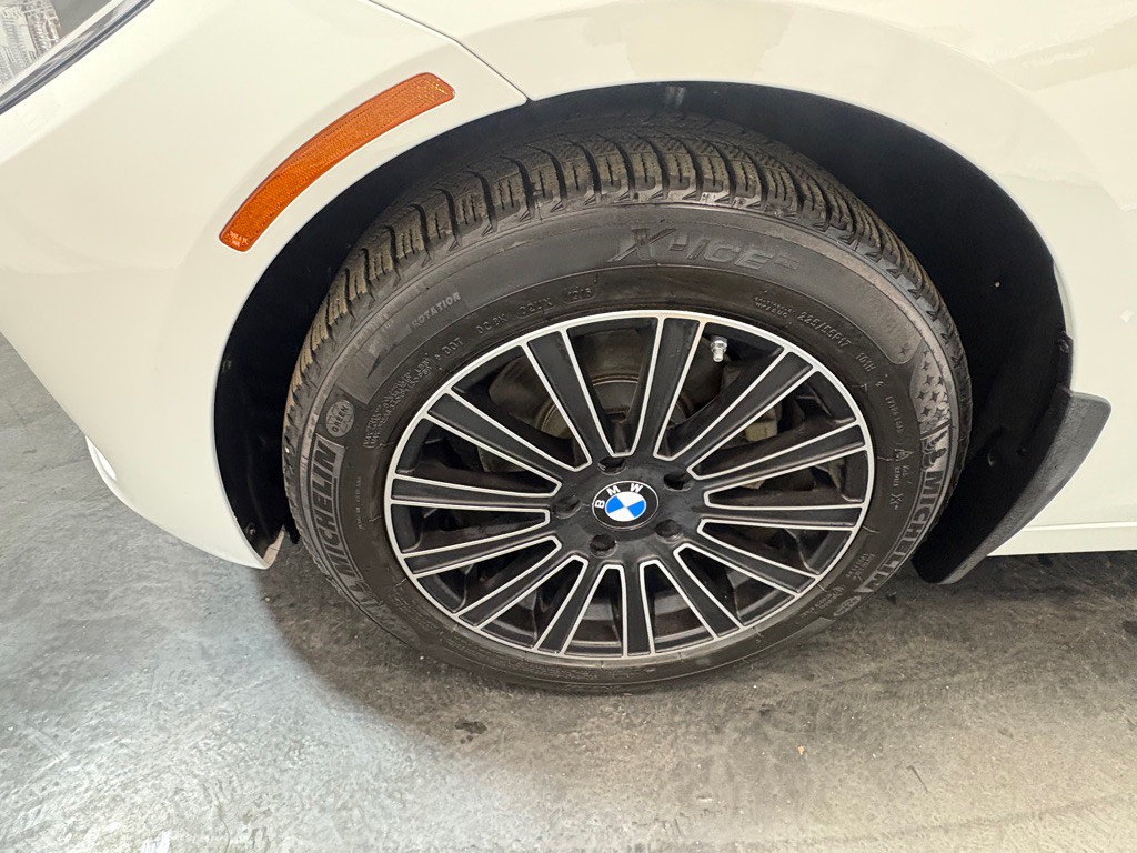 2015 BMW 3 Series Image 38