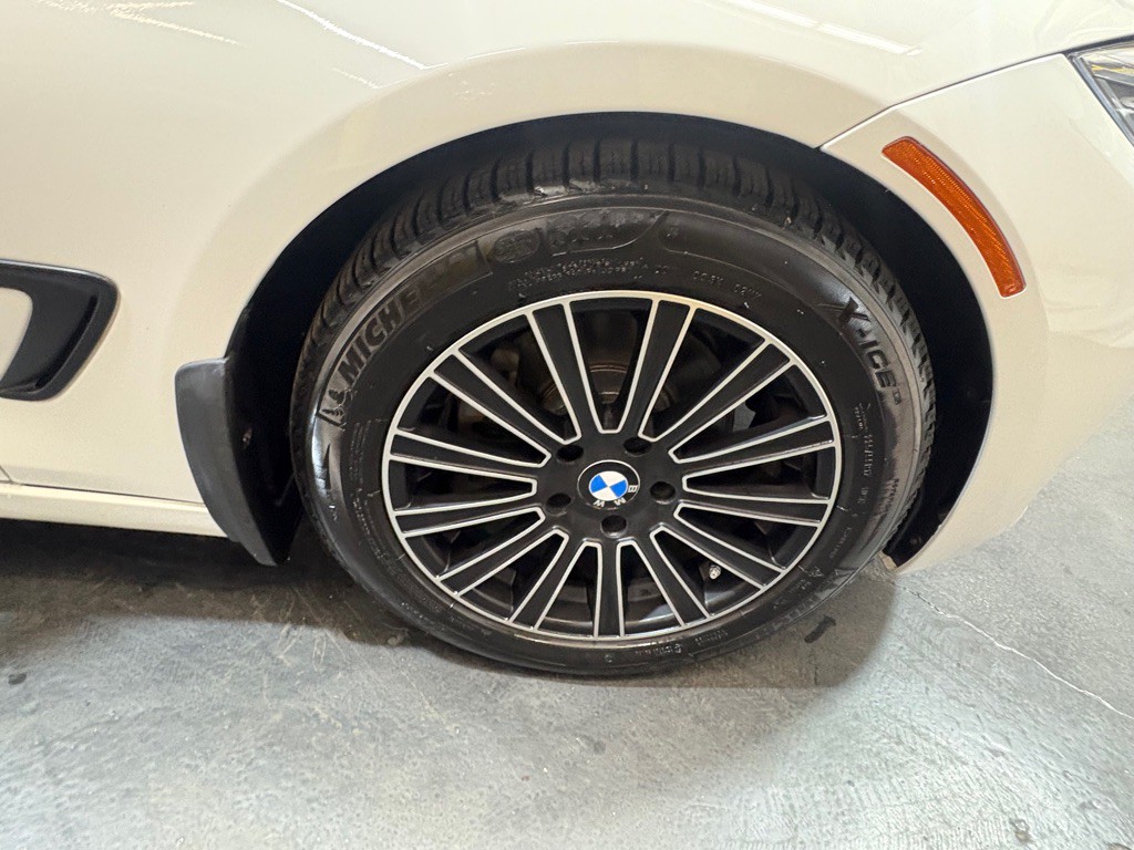 2015 BMW 3 Series Image 39