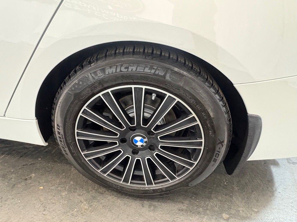 2015 BMW 3 Series Image 41