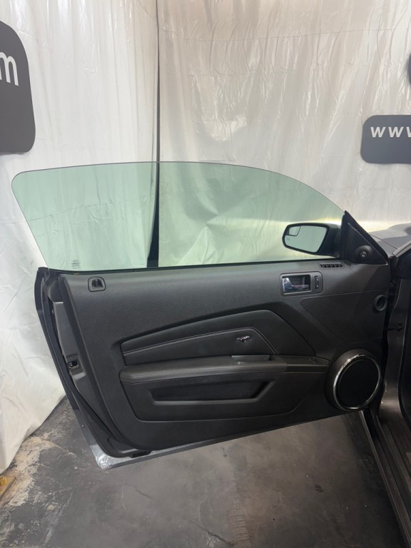 2014 Ford Mustang Image 14