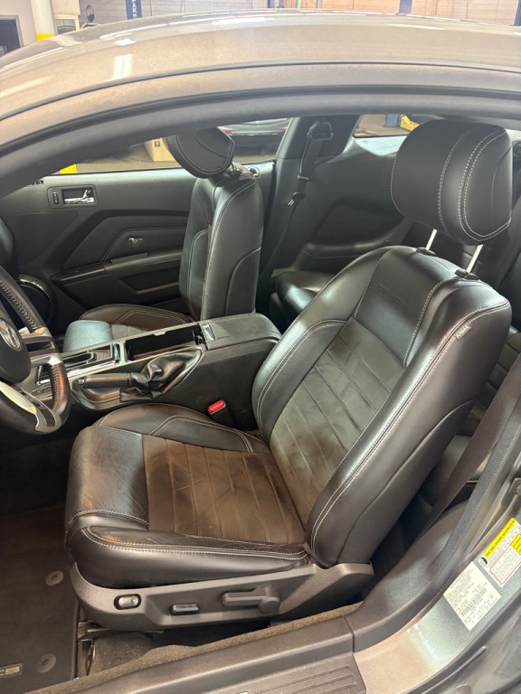 2014 Ford Mustang Image 15