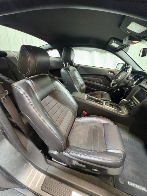 2014 Ford Mustang Image 30