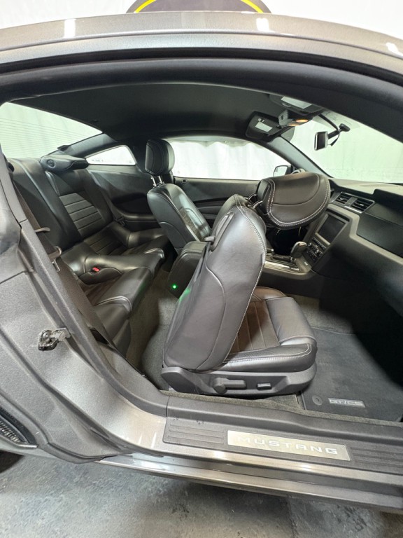 2014 Ford Mustang Image 33