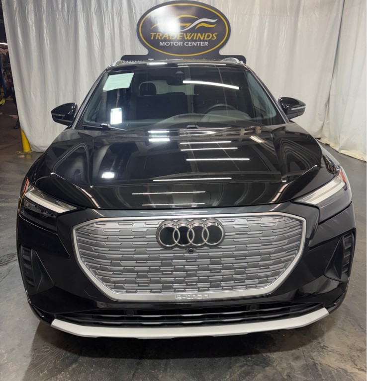 2022 Audi Q4 E-tron Image 2