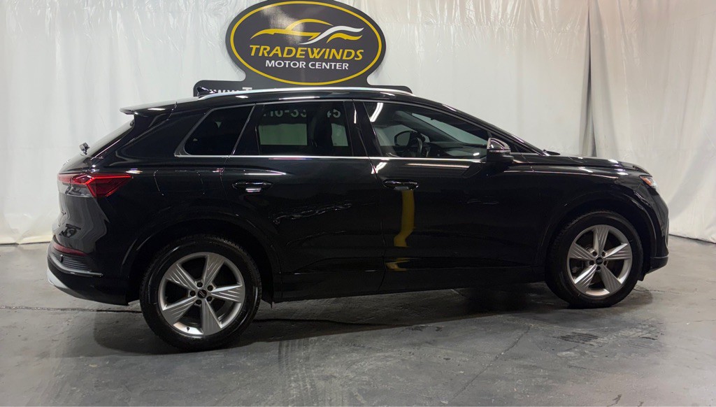 2022 Audi Q4 E-tron Image 7