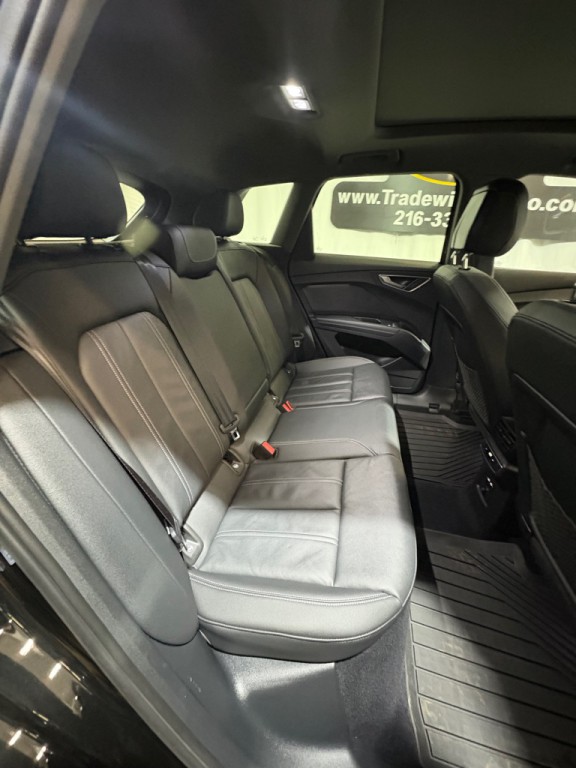 2022 Audi Q4 E-tron Image 22