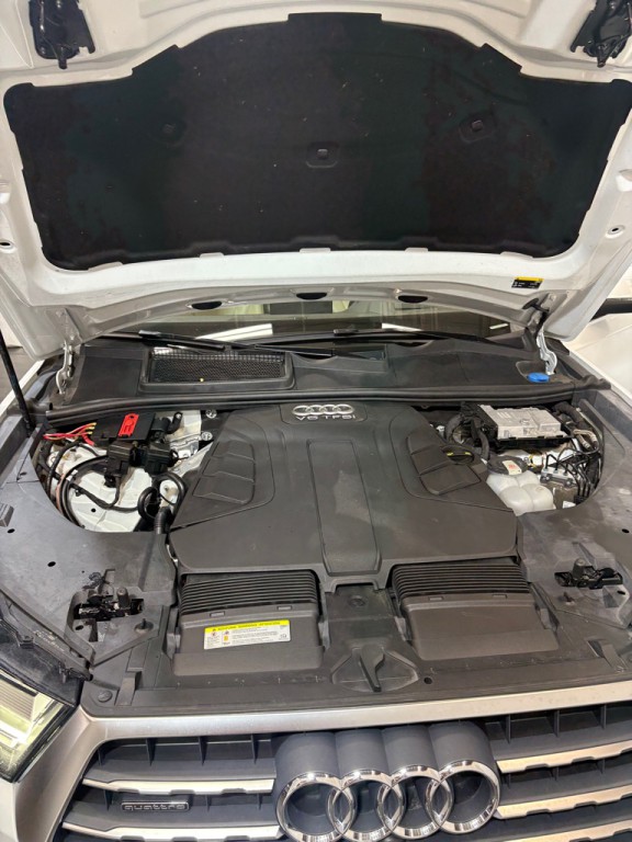 2018 Audi Q7 Image 12