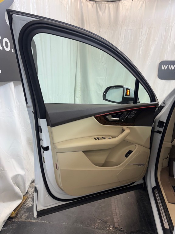 2018 Audi Q7 Image 14