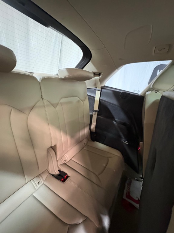 2018 Audi Q7 Image 39