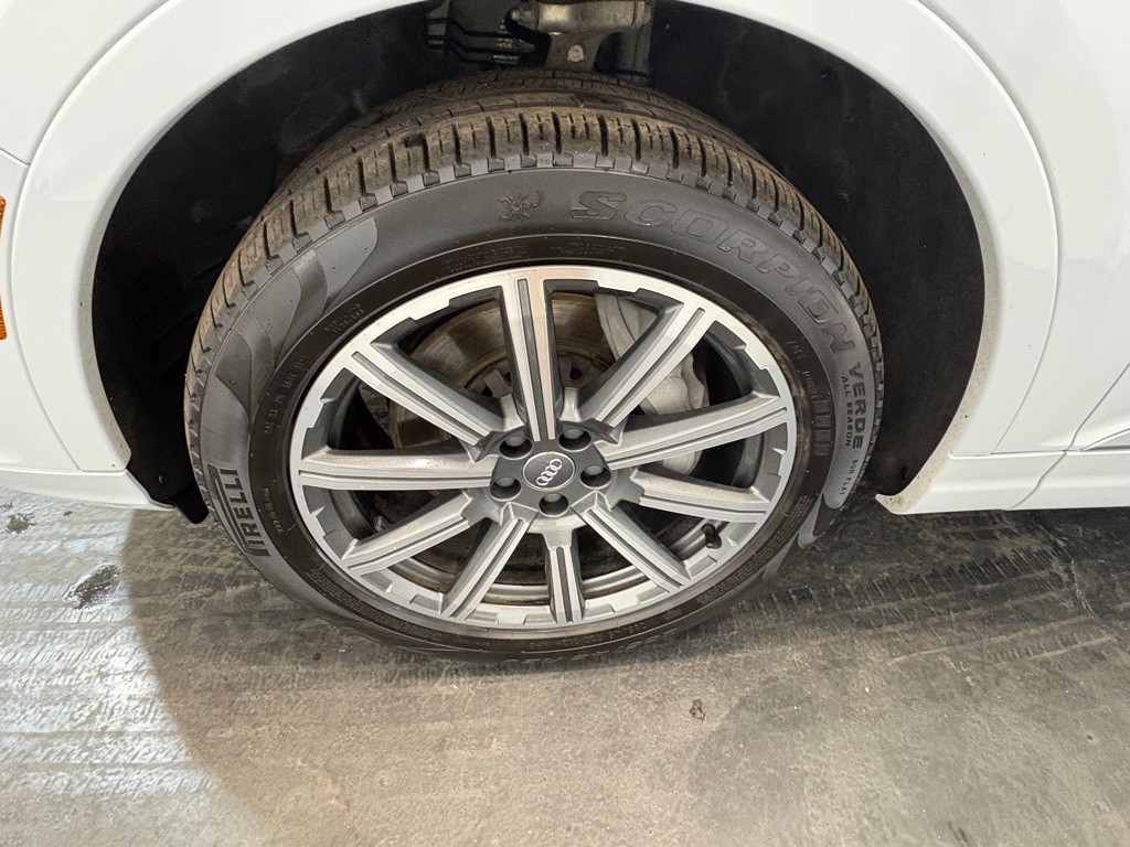 2018 Audi Q7 Image 49