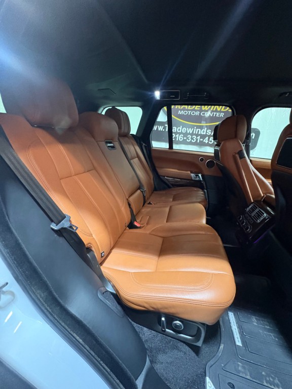 2016 Land Rover Range Rover Image 38