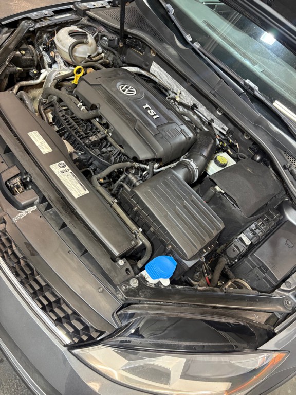 2017 Volkswagen Golf Image 11