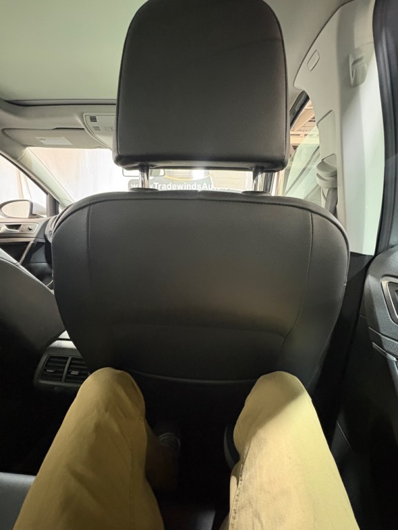 2017 Volkswagen Golf Image 33