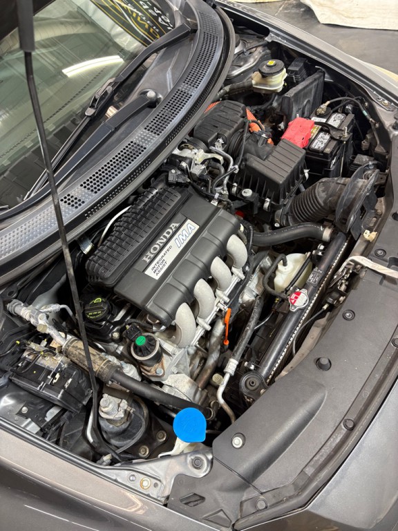 2015 Honda CR-Z Image 13